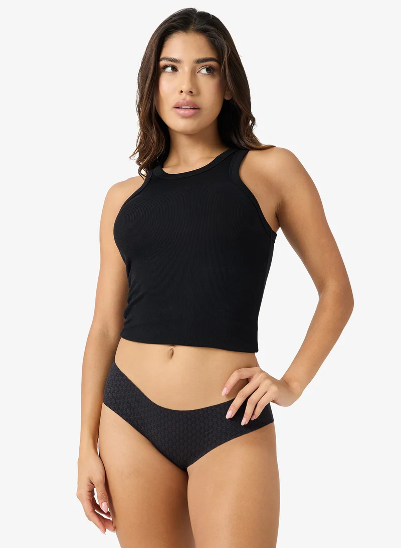 اندر ارمر ثلاث قطع شبك ناعم لا يظهر من أسفل البنطال